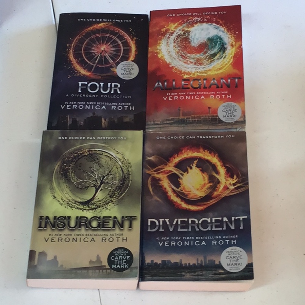 VERONICA ROTH THE DIVERGENT SERIES - Picture 3 of 7
